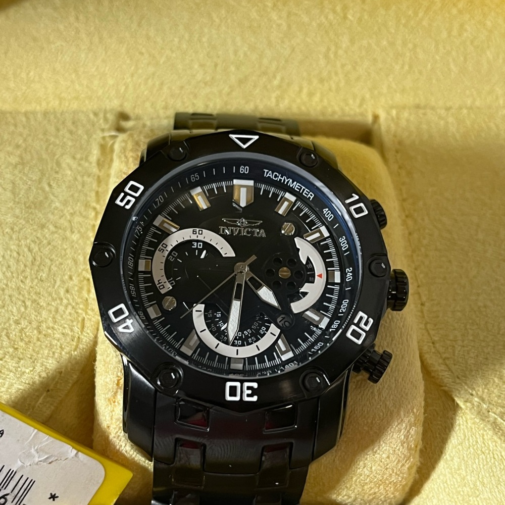 Invicta Mens Watch - Picture 4 of 7